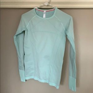 Ivivva size 14 sea foam long sleeve tee